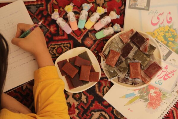 لواشک لقمهای کیلویی با بستهبندی شفاف